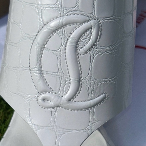CHRISTIAN LOUBOUTIN CL TONGAMULE 55 SANDALS CL LOGO WHITE CROC LEATHER SZ 39 NEW - Picture 12 of 16